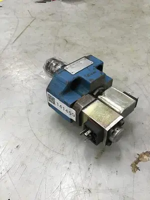 USED VICKERS CVU 25 EFP1 B29 30 11