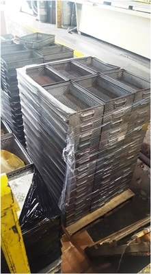 HEAVY DUTY METAL TRAYS