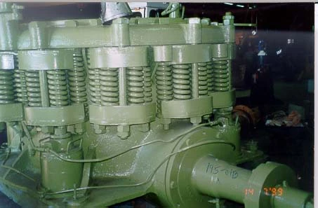 Used SYMONS 84" Crushers SE | Perry Equipment #131584