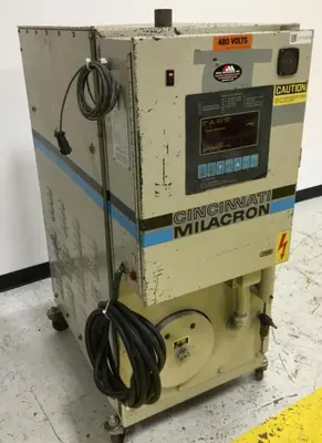 USED CINCINNATI MILACRON DD-100