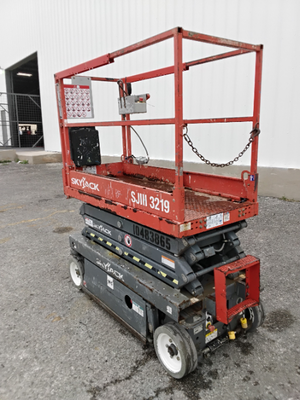 Used 2016 Skyjack SJ3219 Scissor Lifters Texas US | Stack Equipment #1271309
