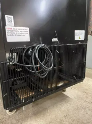 182-0008 True GDM-26-HC- TSL01 Single Glass Door Cooler