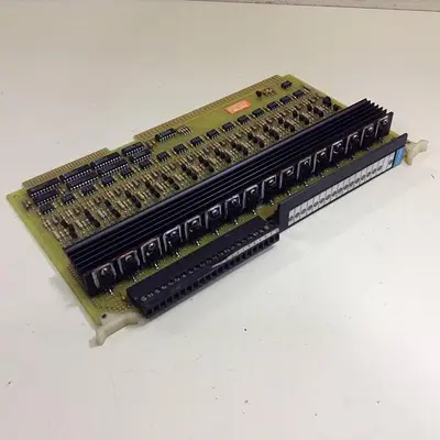 USED CMC / CINCINNATI MILACRON 3-531-4590A