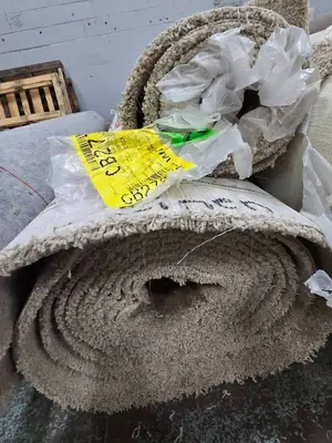 504 sq. ft of Shaw Carpet