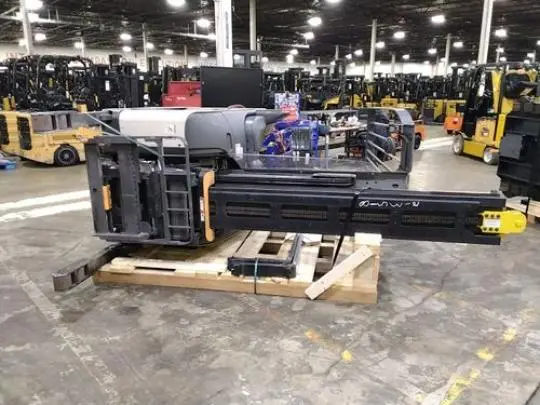 Used 2020 CROWN RM6095S-45 Reach Trucks | Russell Equipment #723693
