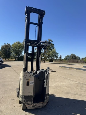 Used 2022 CROWN RD5725-32 REACH TRUCK Misc Forklifts Illinois US | Revelation Machinery #1540096