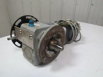 Stober S102VF-0280-PF112-3000 Right Angle Gear reducer w/pF112 Servo Motor