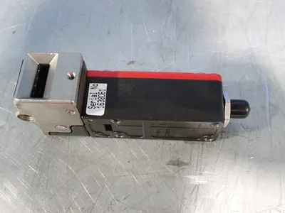 Used FORTRESS INTERLOCKS _UNKNOWN_ Relays & Switches Ohio US | HGR 24 #912895