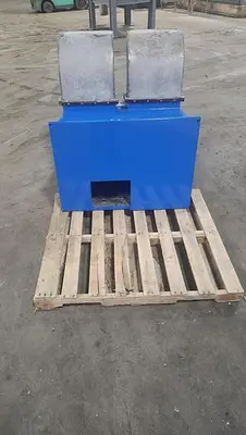 USED JOHNSON 24