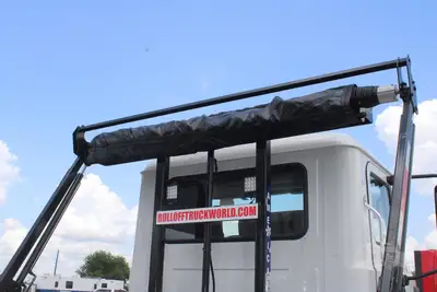 New | in-Stock 2027 MACK MD7 Rolloff Trucks Texas US | Roll Off Truck World #1491910