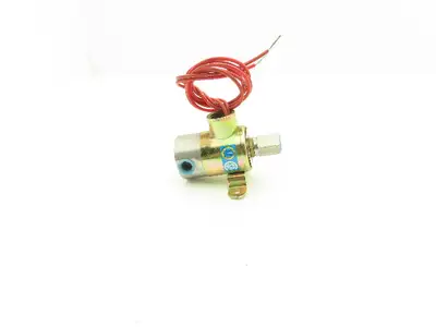 Honeywell Skinner V5L15500CT Solenoid Valve 3-Way NC 120V 100 PSI 1/4" NPT