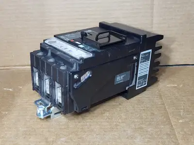 NEW SQUARE D HRA36100U31X