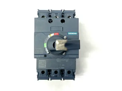 USED SIEMENS CIRCUIT BREAKER W/ 3VA9137-0FK31 OPERATOR NO HANDLE