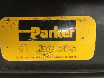 USED PARKER 03.25 H2HTS182M / 16.000