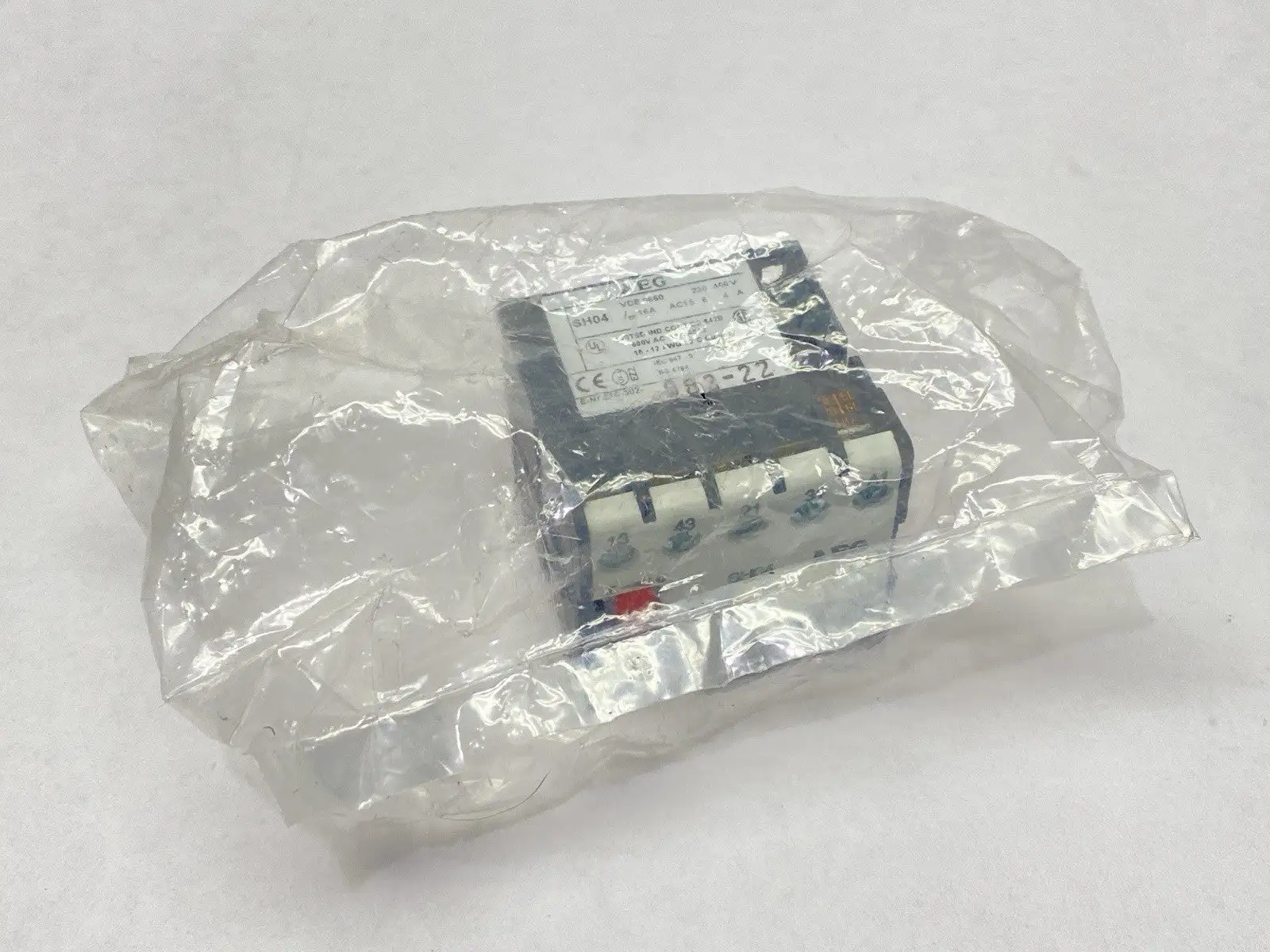 NEW AEG CONTROL RELAY 16A 120V COIL