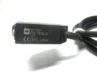 USED OMRON E3Z-T61A-D