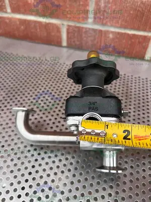 USED ITT PURE FLO 1-316L-RA20MAX 5 -WAY DIAPHRAGM VALVE W/ 1", 3/4"  SANITARY FITTING