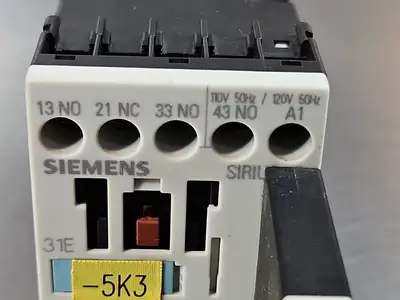 Siemens 3RH1131-1AK60 W/ 3RT1916-1BC00 Auxillary Contactor. Loc4C17