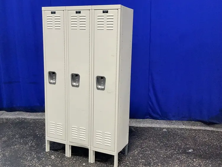 Used HALLOWELL _UNKNOWN_ Cabinets Ohio US | HGR 24 #1439624