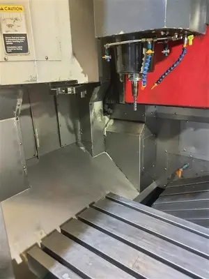 USED 2011 MAKINO F5