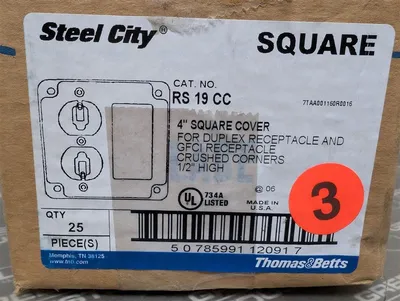 Lot of 25 Thomas & Betts RS19CC Duplex Receptacle / GFCI Cover 4" Square Sealed