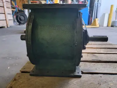 8" x 8" Rotary Airlock Valve