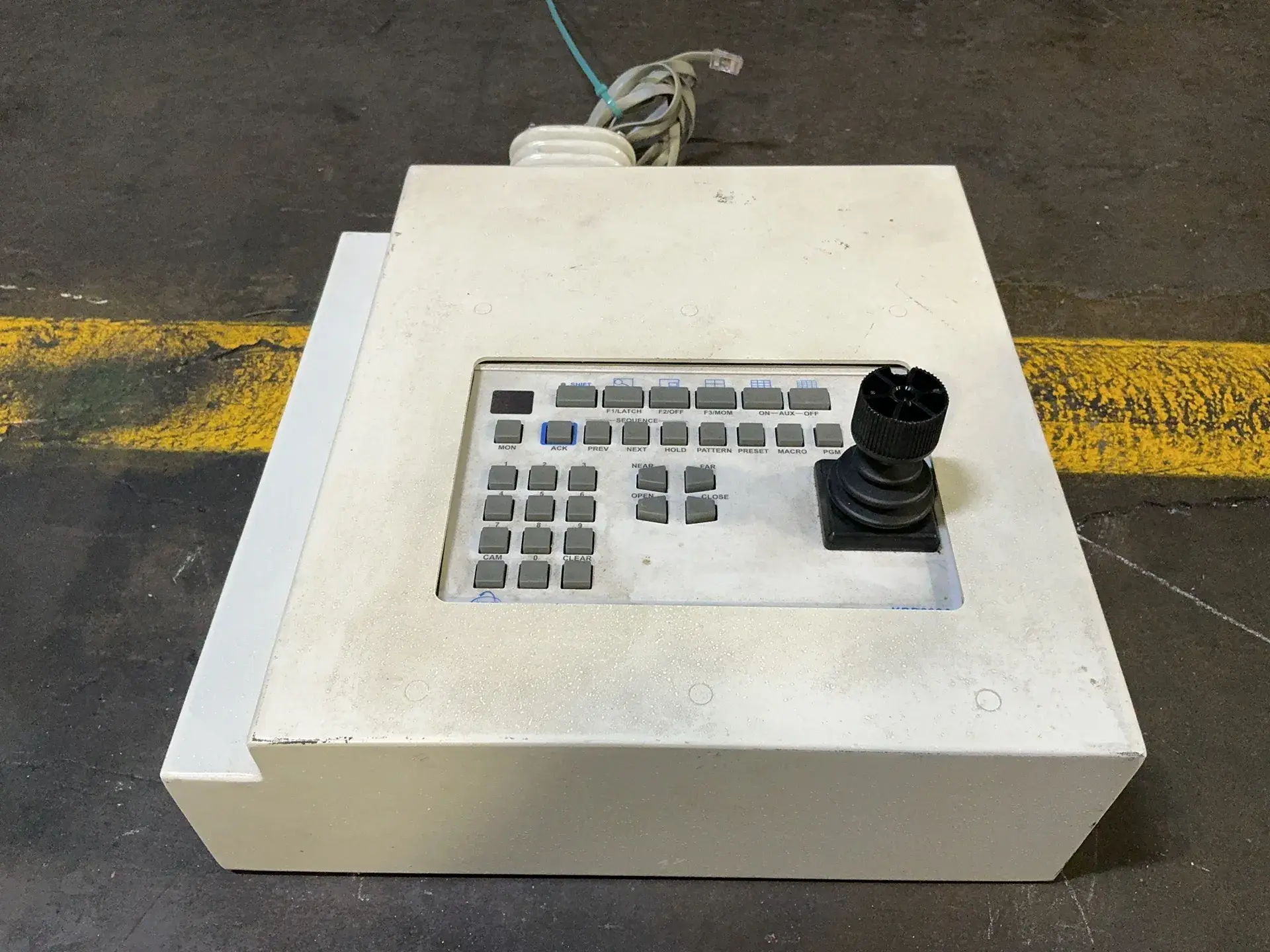 Used PELCO KBD300A Keyboards Ohio US | HGR 24 #1355958