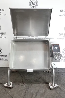 2020 GROEN 40 GALLON NATURAL GAS BRASING TILTING SKILLET MODEL BPM-40GC