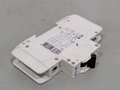 Used EATON FAZ-C0.5/1-NA-SP Switchgears British Columbia CA | Lenmark #244614