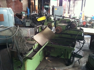 USED 1980 TITAN RU