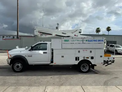 Used 2017 RAM 5500 Bucket (boom) trucks Florida US | Truck and Van Outlet #1509174