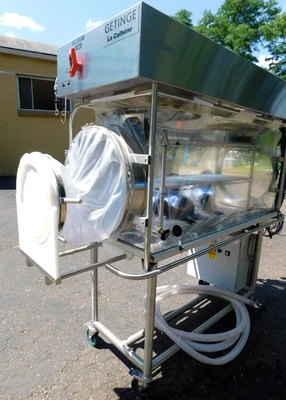 USED GETINGE ISOLATOR S3GP-30131-02