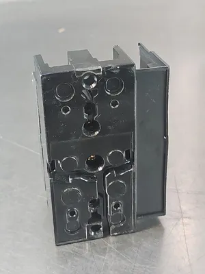 Mitsubishi NF30-CS No Fuse Circuit Breaker 2 Pole 15 AMP loc4D3
