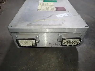 USED 2002 LJU ST693S