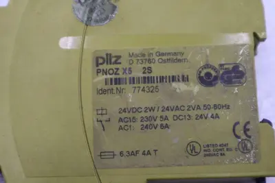 Pilz 774325 PNOZ-X5-24 SAFETY RELAY STOCK B-1578