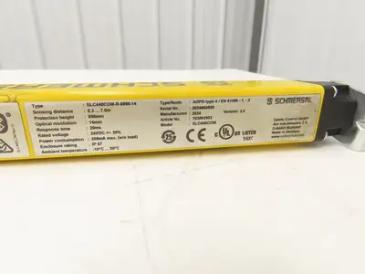Schmersal SLC440COM-ER-0890-14 Safety Light Curtain Transmitter & Receiver Set