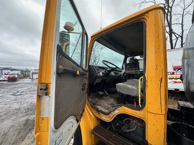 Used 2002 FREIGHTLINER FL70 Concrete Mixer Trucks Pennsylvania US | Proxy Equipment #1377936