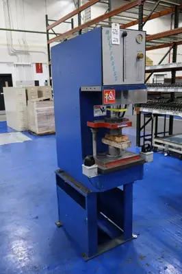 2018 MULTIPRESS M5P-15 C Frame and Gap Frame Press | Kempler Machinery (1)