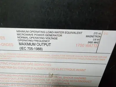 Used Amana Used Amana Heavy-Duty Stainless Steel Commercial Microwave Oven with Push Button Controls – 1700W Ovens Illinois US | Falcon Restaurant Supply #1376739