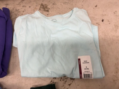Used _UNKNOWN_ _UNKNOWN_ Apparel, Gloves, Lab Coats Michigan US | Miedema Asset Management Group #1693327
