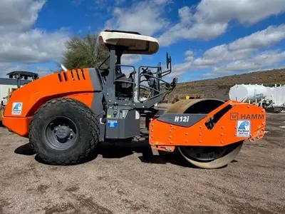 USED 2018 Hamm H12I