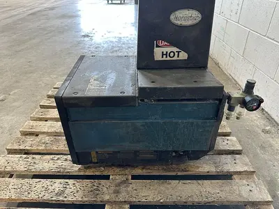 USED NORDSON 3100V-1EA2F