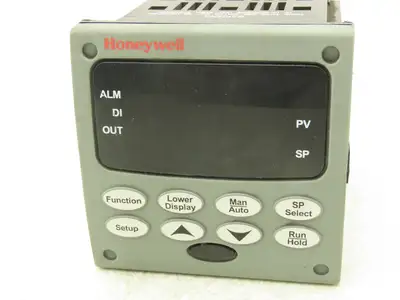 Honeywell DC3200-CE-000R-200-00000-E0-0 UDC3200 Digital Temperature Controller