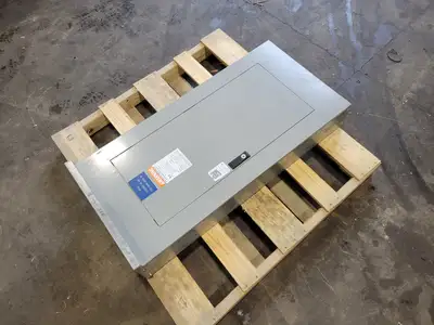 USED 2000 CUTLER-HAMMER PL1