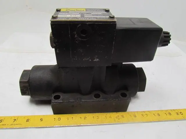 Parker D63W9E5VJ Directional Control Valve 24VDC 3000 PSI Max