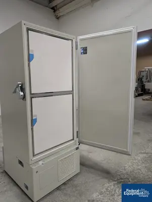 USED Panasonic Panasonic ULT Freezer, Model MDF-U53VA-PA