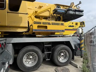 USED 2004 GROVE TMS900E