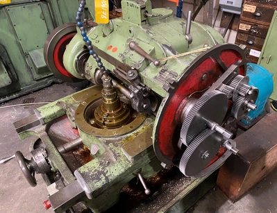 DAVID BROWN worm wheel Gear Machines | Bowland Trading Ltd (2)