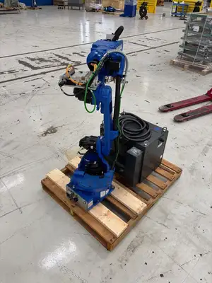 USED YASKAWA ELECTRIC CORPORATION YRC1000 / GP12