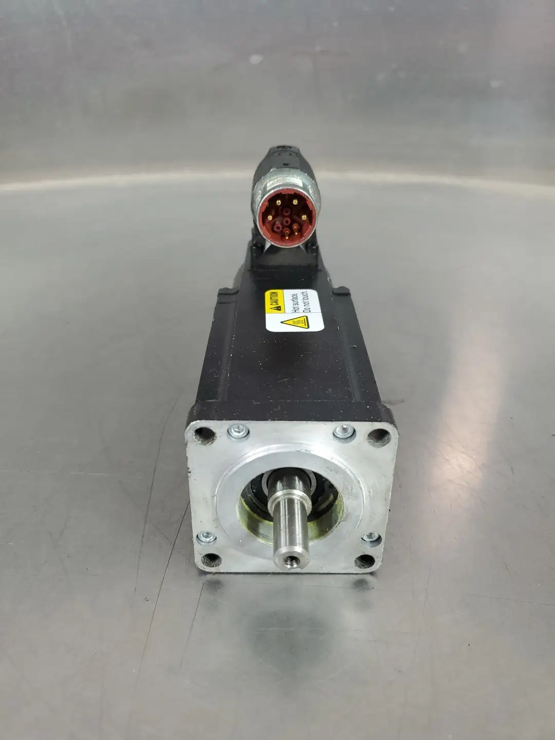 USED Allen-Bradley VPL-B0632T-PJ12AA Kinetix VP Low Inertia Servo Motor